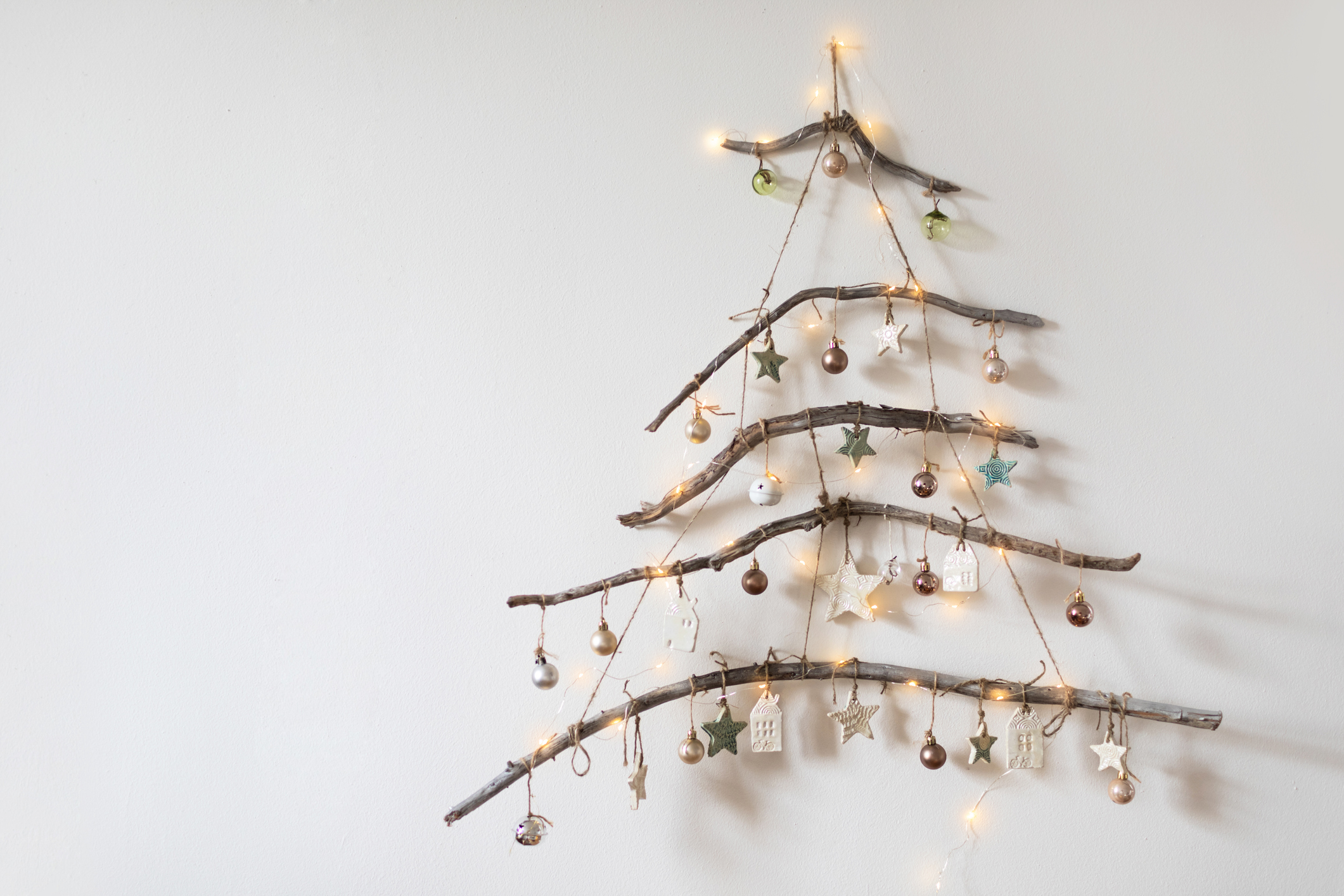 Ideias criativas e personalizadas para montar a árvore de Natal