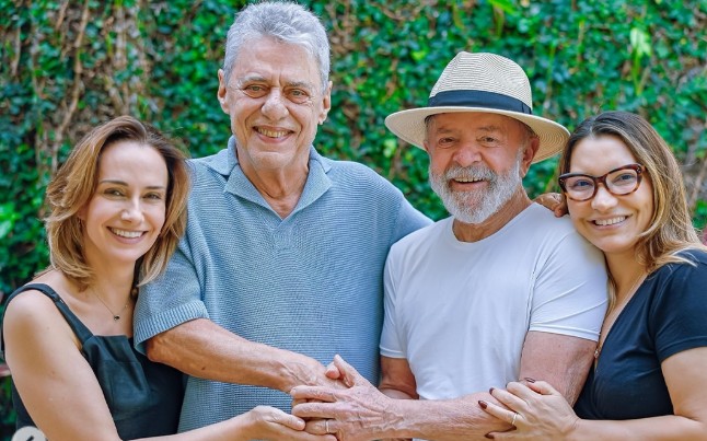 lula-chico Carol Proner, Chico Buarque, Lula e Janja
