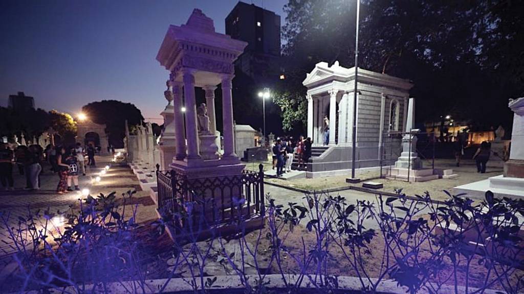 Que descanso eterno, que nada: turismo em cemitérios ganha força no Brasil