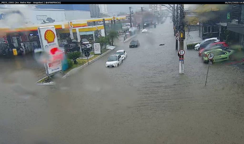 Temporal deixa dez cidades de SC em emergência e pressiona autoridades