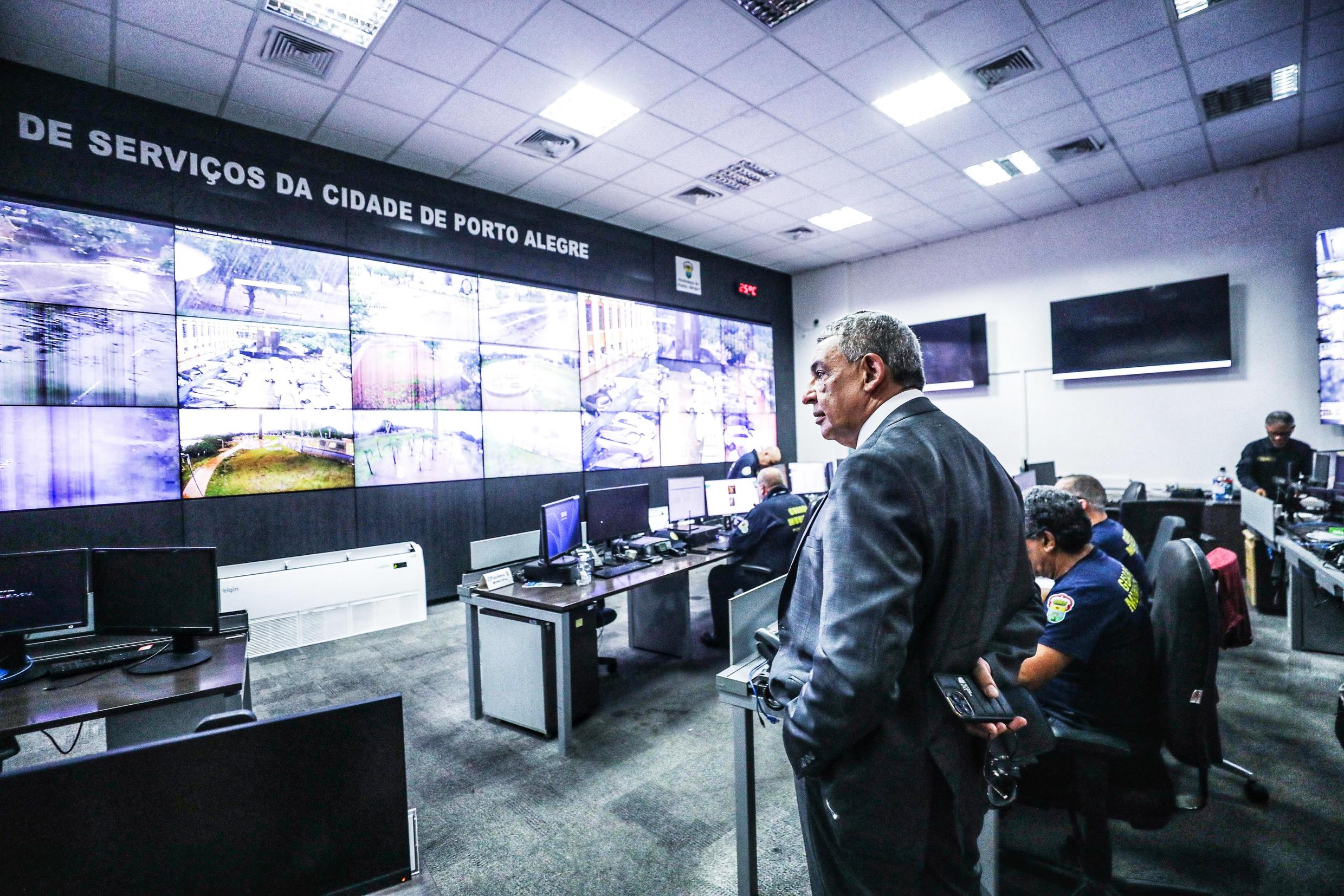 Porto Alegre: alagamentos afetam até evento de posse de prefeito reeleito