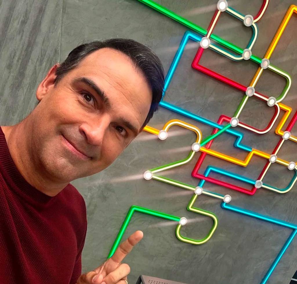 Tadeu Schmidt analisa trajetória à frente do BBB