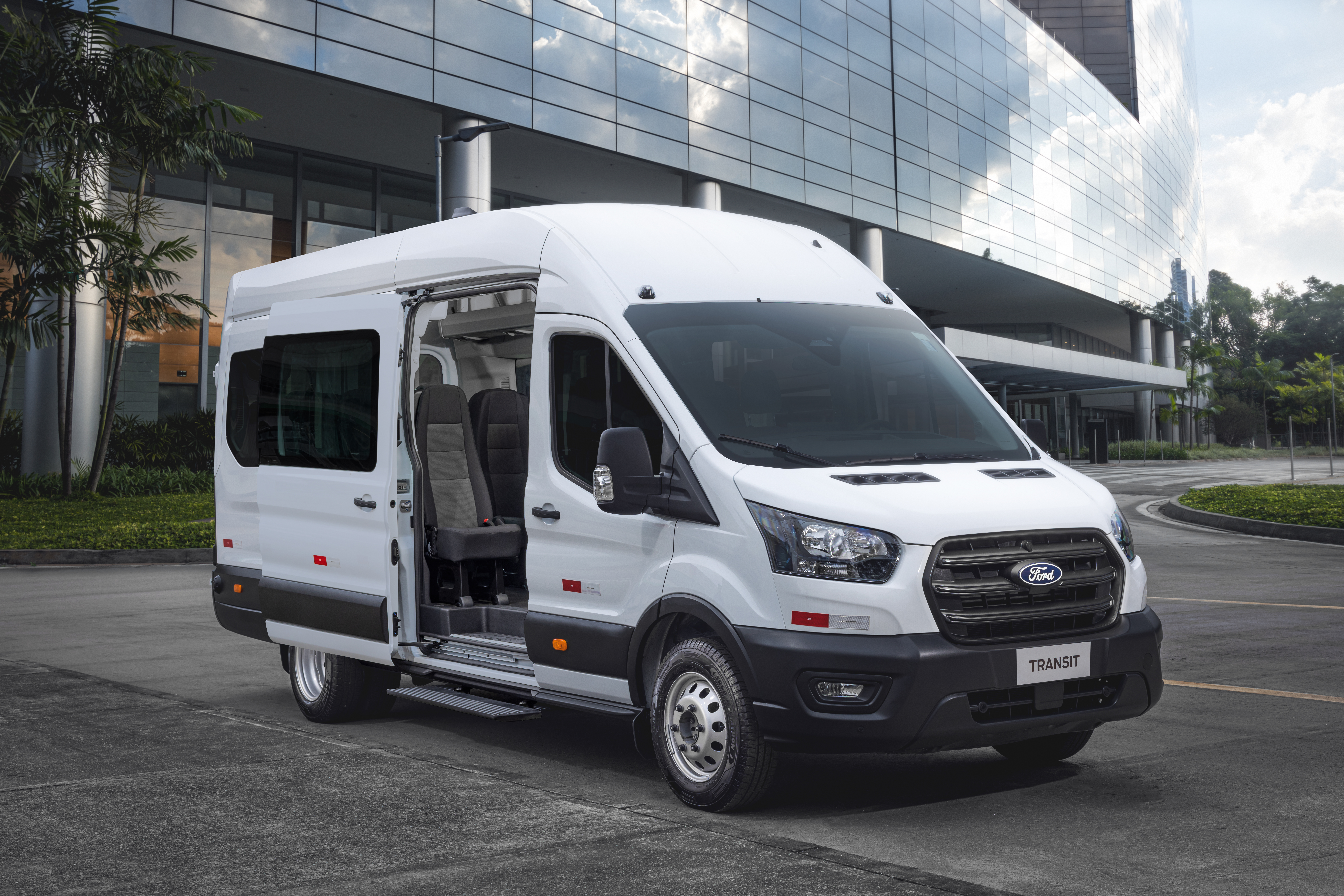 A estratégia da Ford para ganhar força no segmento de comerciais leves