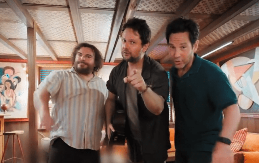 Selton Mello mostra bastidores de filme com Jack Black e Paul Rudd