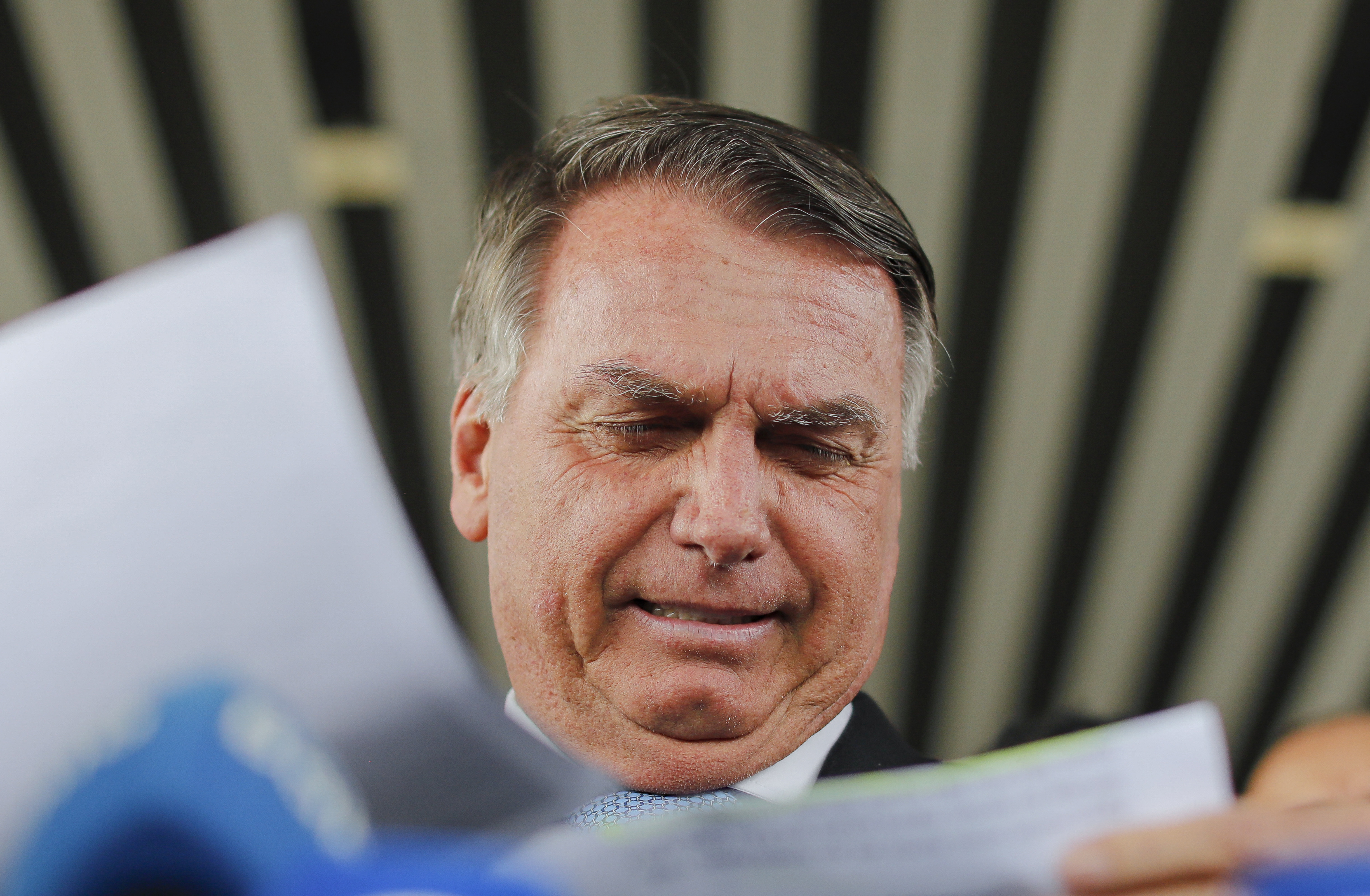 Após virar réu no STF, Bolsonaro apoia PEC do fim do foro privilegiado