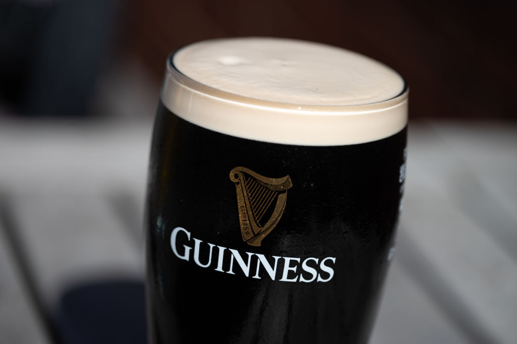 Roubo de cerveja Guinness no Reino Unido expõe nova tendência entre ladrões de carga