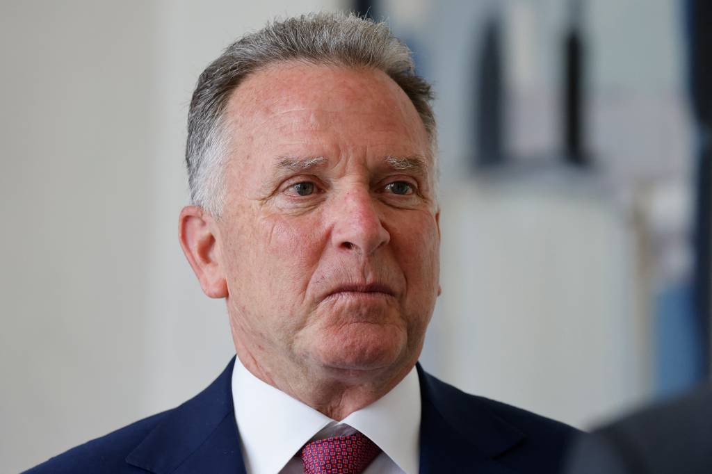 Enviado de Trump compara Palácio do Eliseu com Mar-a-Lago e enfurece franceses; assista