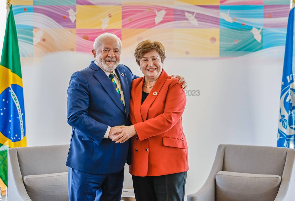 Lula chama diretora-geral do FMI de ‘uma mulherzinha’; veja o vídeo