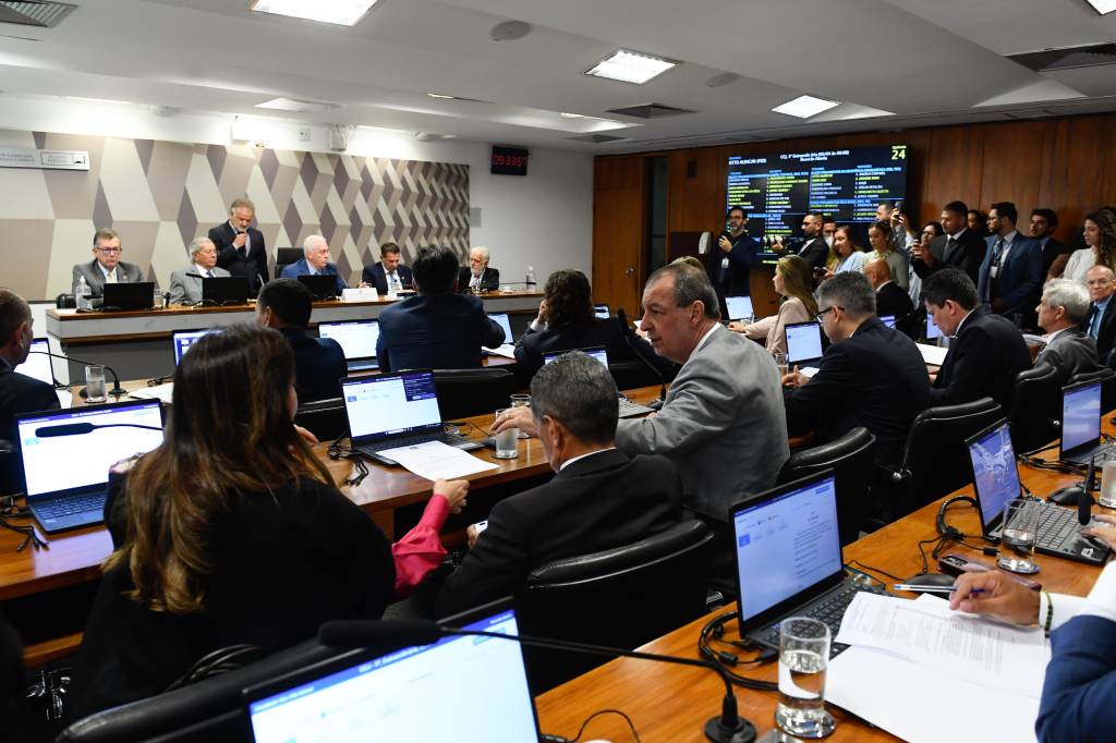 Reforma tributária: próximos passos e implementação de novo imposto