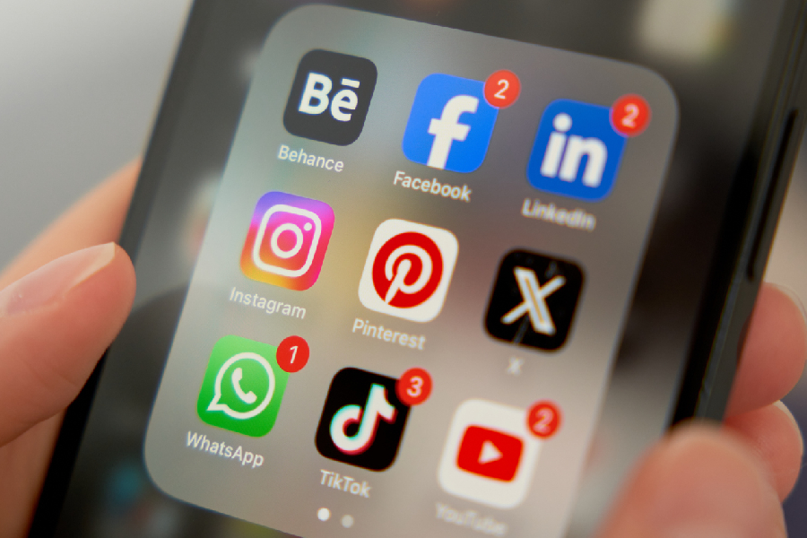 Governo prepara regulação das redes e Bolsa cai após decisão de Dino