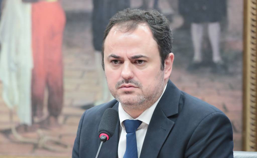 CCJ da Câmara rejeita recurso de Glauber e cassação irá a plenário