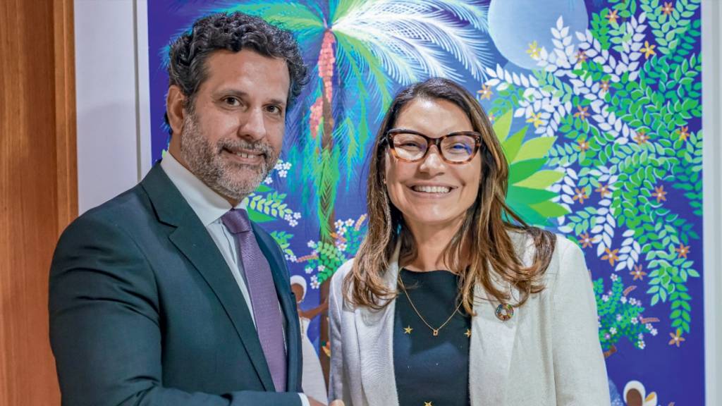 Apesar de pouco transparente, contrato de entidade próxima de Janja não deve ter problemas no TCU