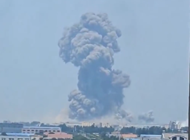 Explosão em fábrica química deixa cinco mortos e seis desaparecidos na China; veja vídeos