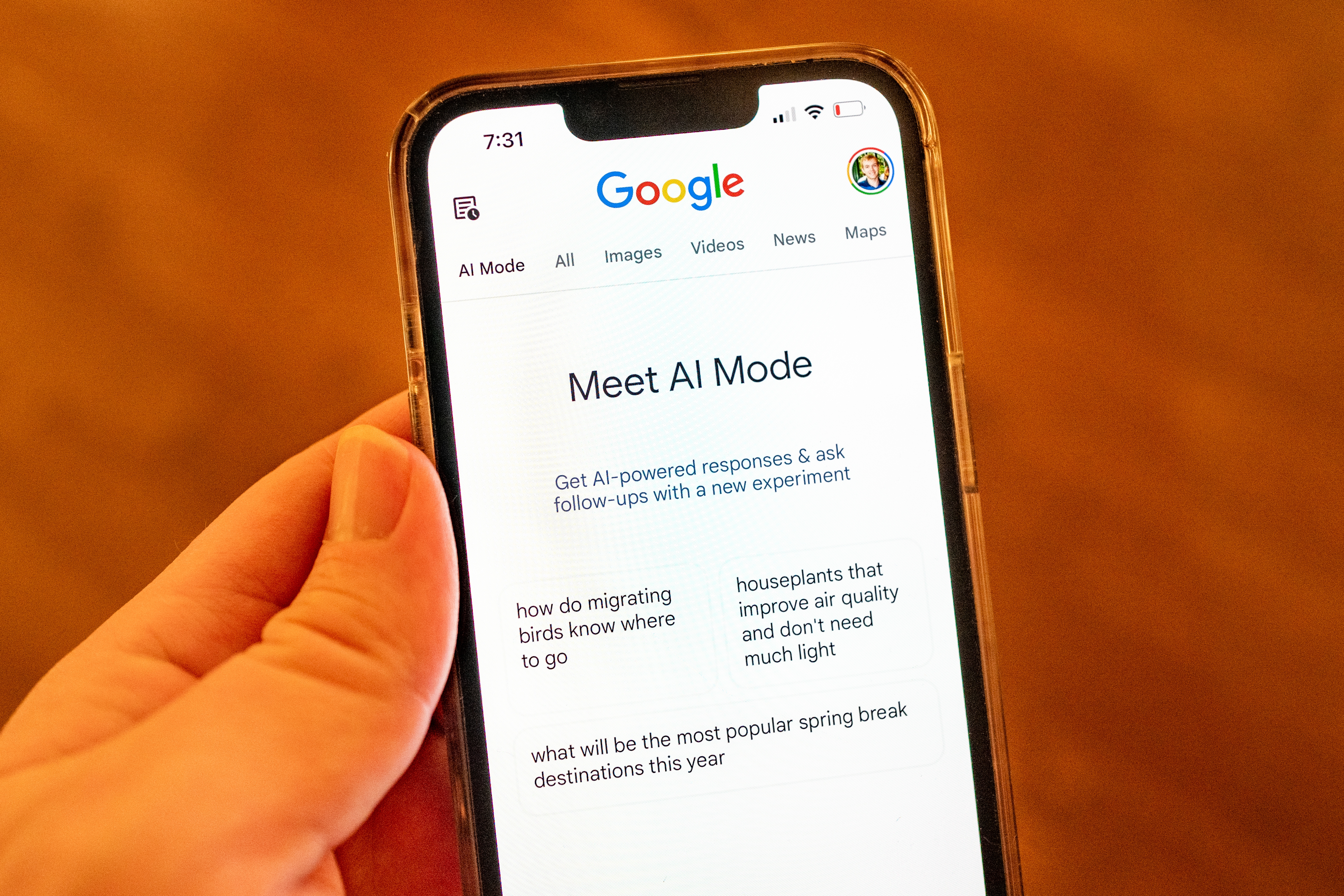 Google libera um ano grátis de plano de IA para estudantes; veja como resgatar
