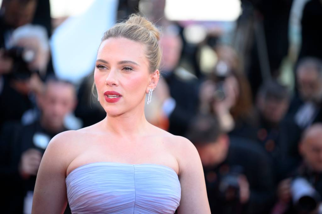 Como Cannes reagiu a filme que é estreia de Scarlett Johansson na direção