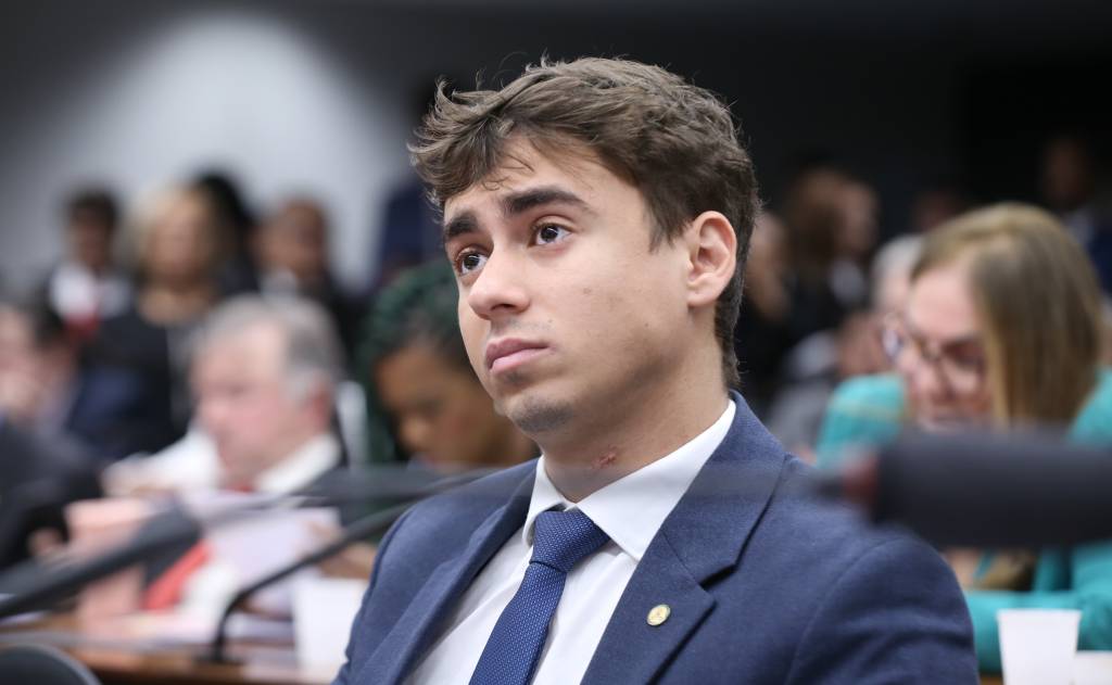 Avança a denúncia que pode tornar Nikolas Ferreira inelegível