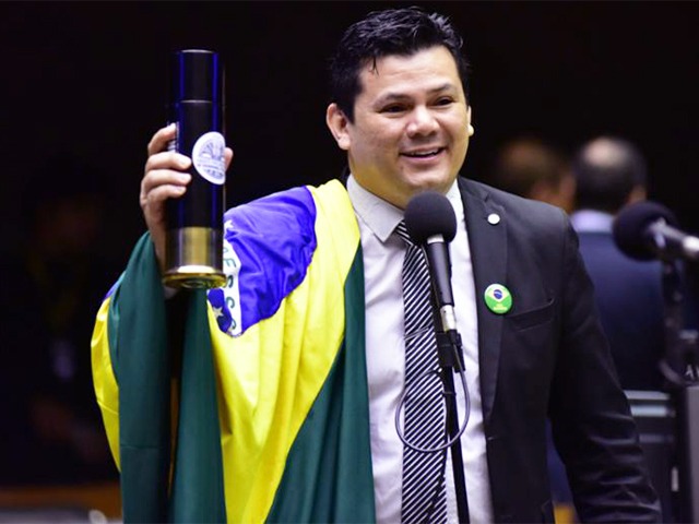 Mesa da Câmara pede a suspensão de deputado do PL que ofendeu Gleisi