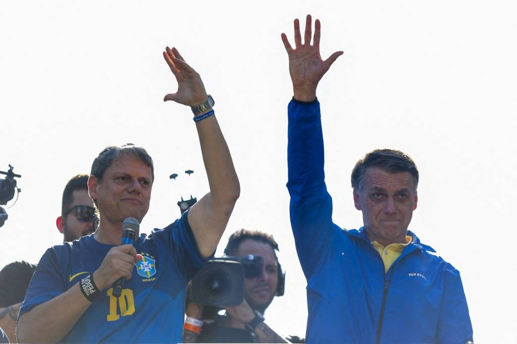 O que Tarcísio alegou a Moraes para pedir encontro com Bolsonaro