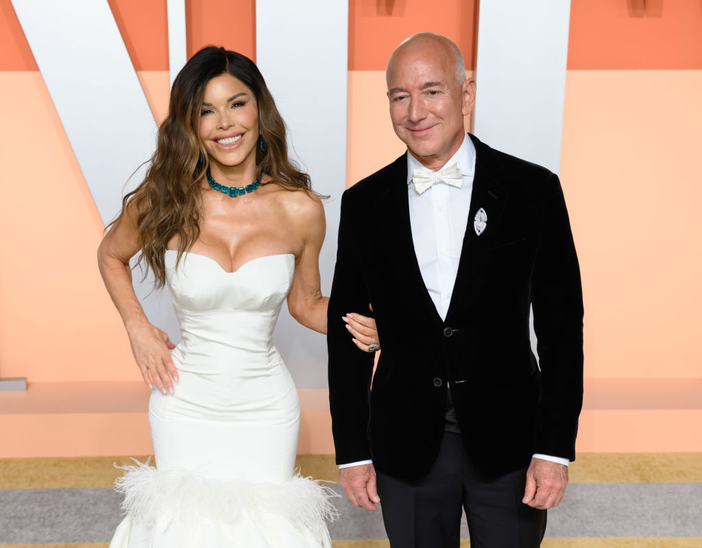 Vestido de noiva e o poderoso anel de Lauren Sánchez: os detalhes fashion do casamento de Jeff Bezos