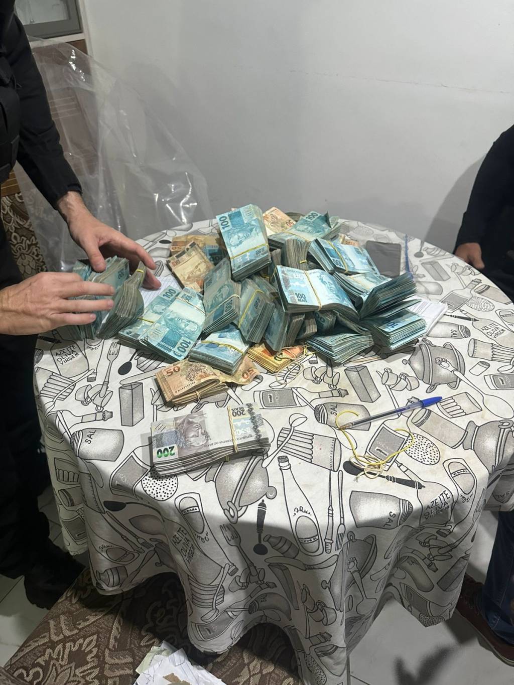 CAC é preso pela PF suspeito de vender fuzil para crime organizado