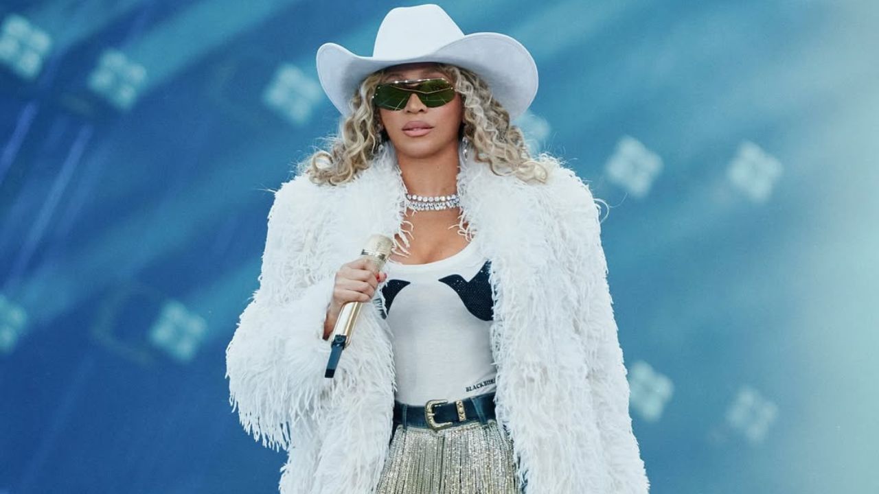 Beyoncé: cowgirl glamurosa e empoderada em homenagem aos Beatles