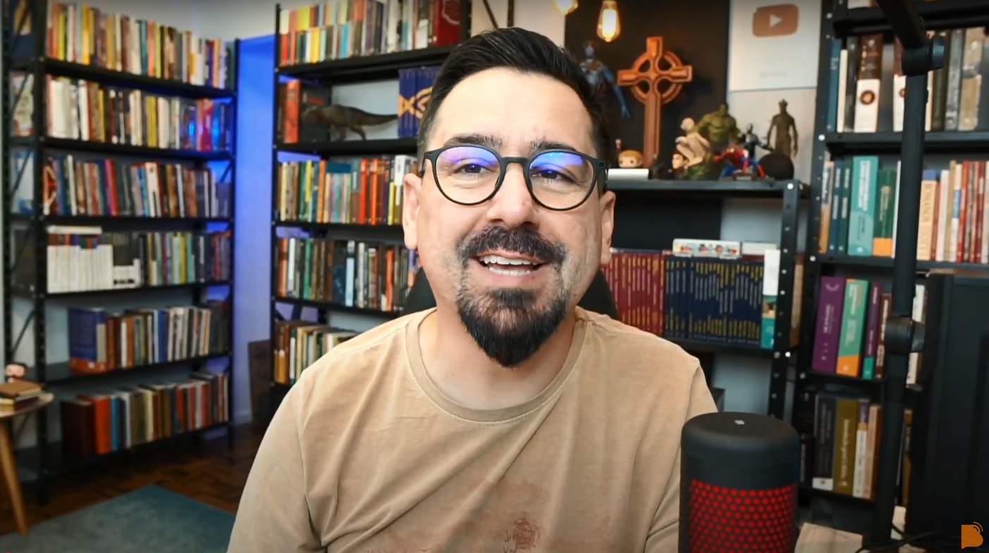 Conheça Rodrigo Bibo, o escritor evangélico e nerd que desafia padrões religiosos