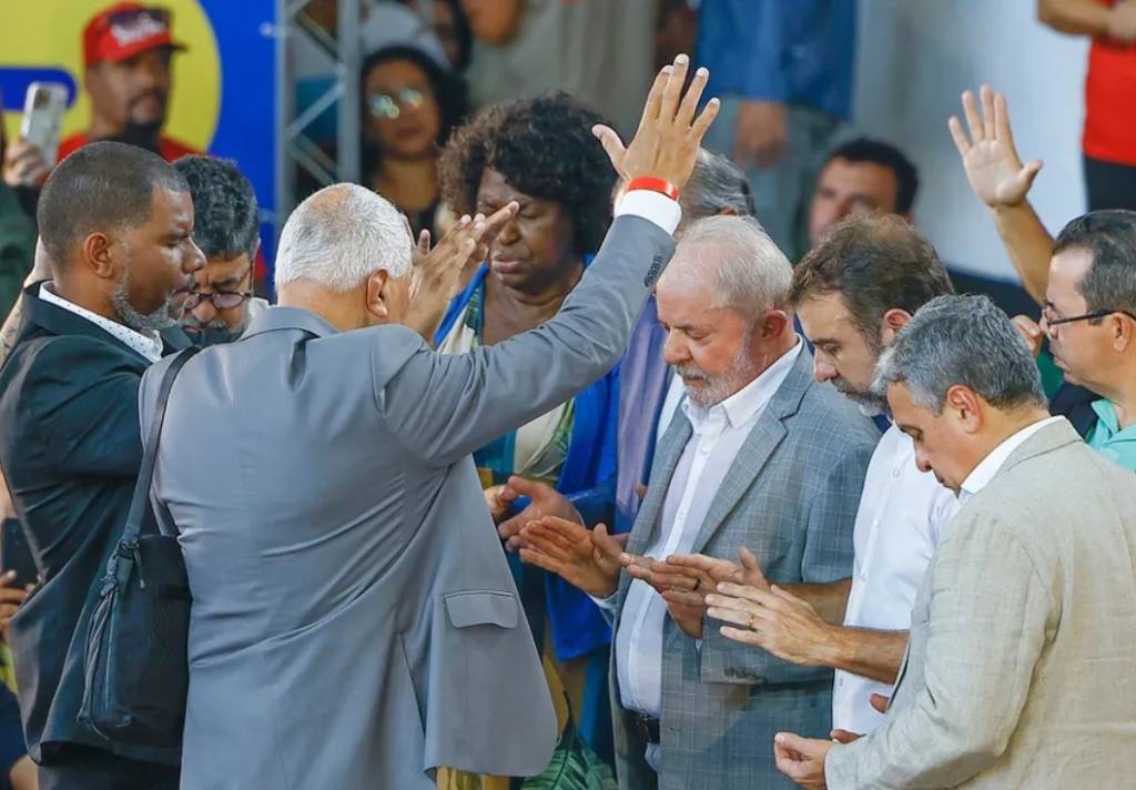 O derretimento de Lula agora também entre os católicos