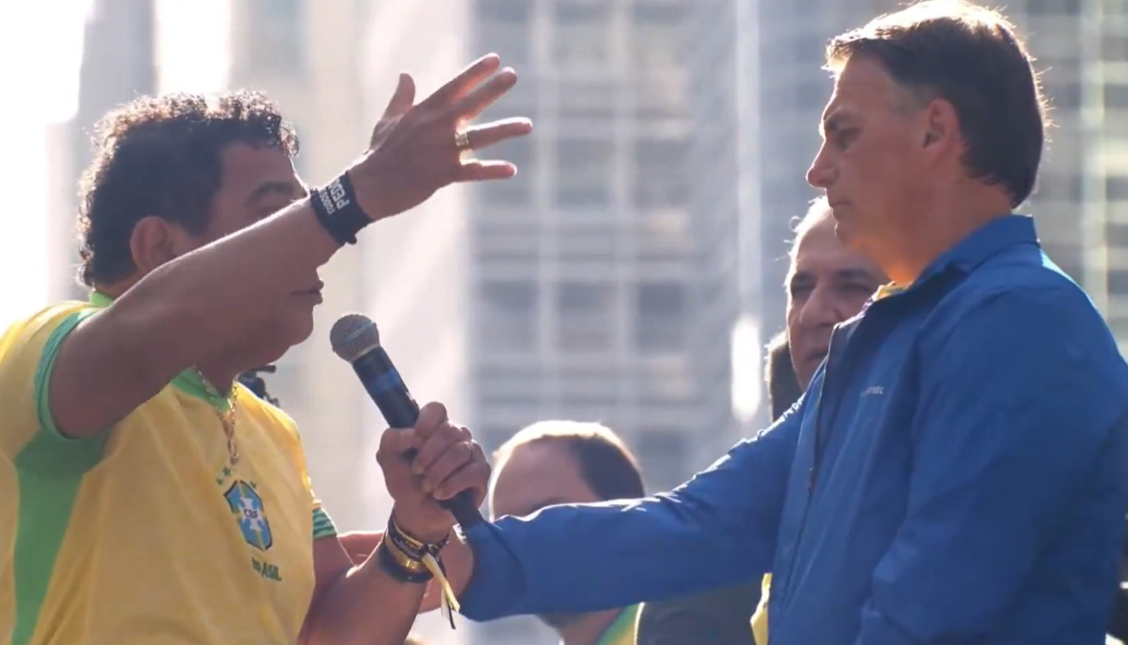 Moraes cita tentativa de Magno Malta tentar forçar entrada na Papuda para veto