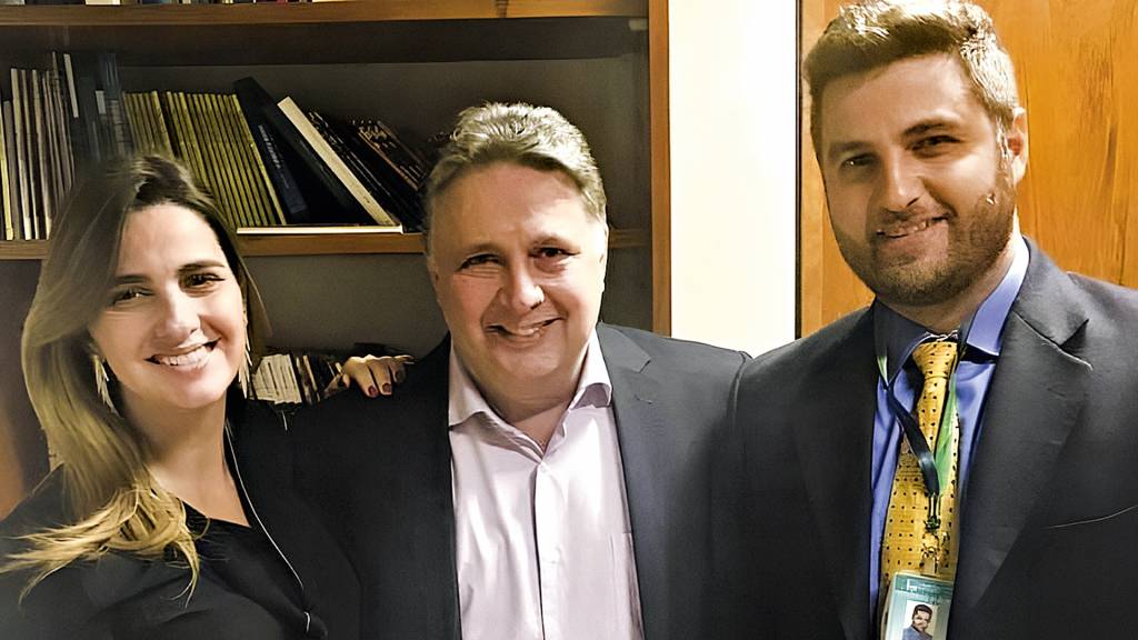 Traições, vaidade e ambição: a batalha familiar no clã Garotinho