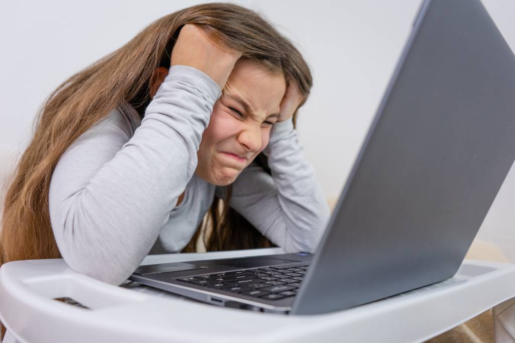 Fazem anos ou faz anos? O erro comum que você precisa corrigir