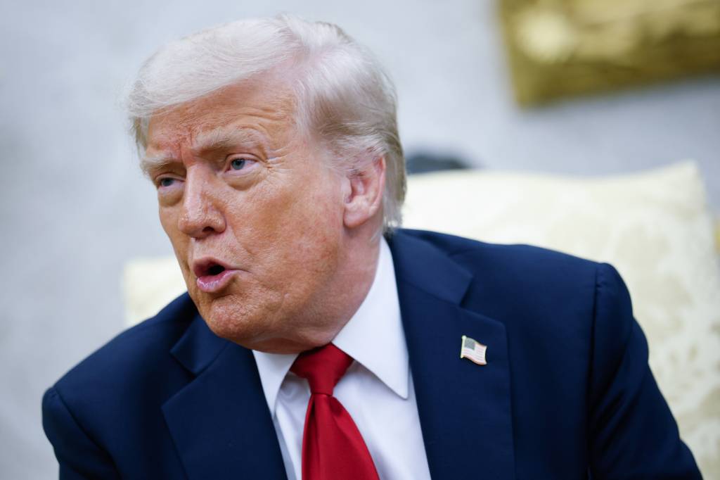 Demissão de responsável por dados de emprego nos EUA eleva incerteza no mercado