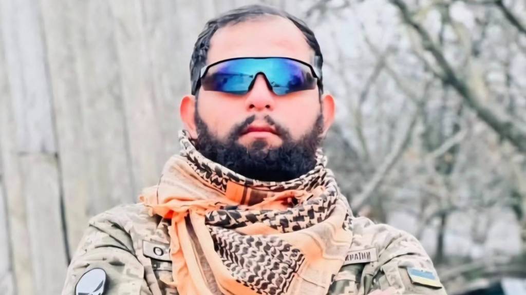 Voluntário no exército da Ucrânia, brasileiro pisa em mina russa proibida e amputa o pé