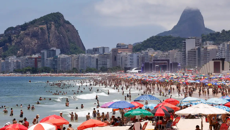 Natal será com calorão de até 39ºC no Rio, que entra em nível 2 pelas altas temperaturas