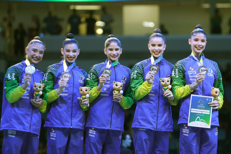 Brasil conquista medalha de prata inédita em Mundial de Ginástica Rítmica