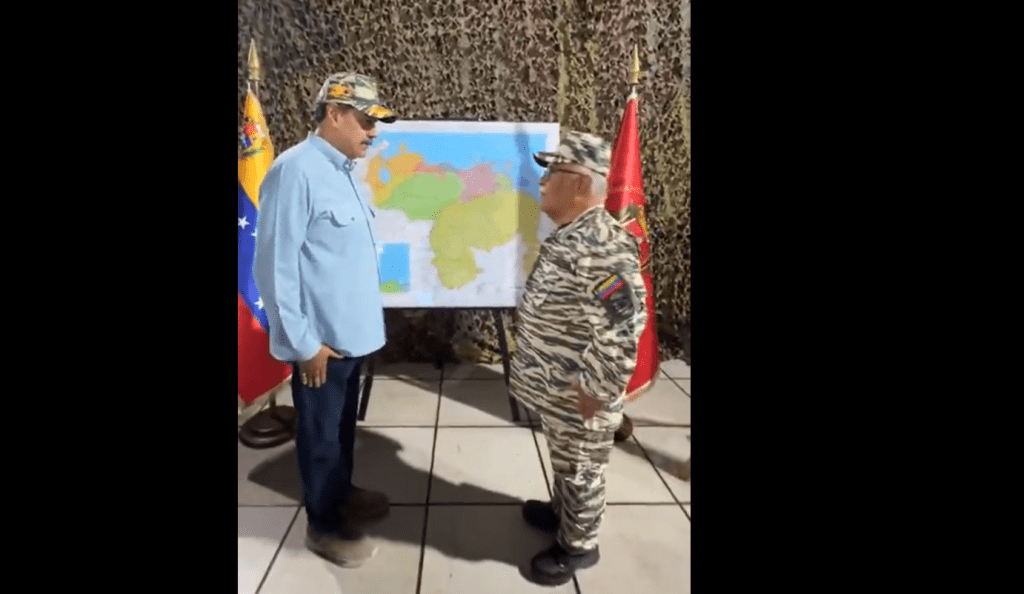 Em meio a reforços na fronteira e pressão de Trump, Maduro promove embaixador a general