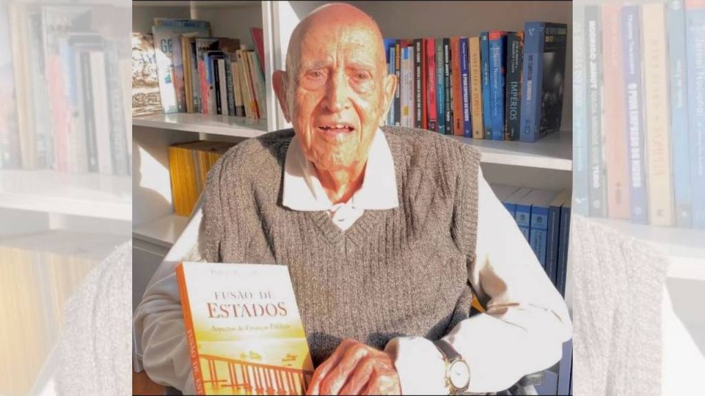 Primeiro Procurador-Geral do Estado do Rio após a fusão com a Guanabara lança livro inédito sobre a época