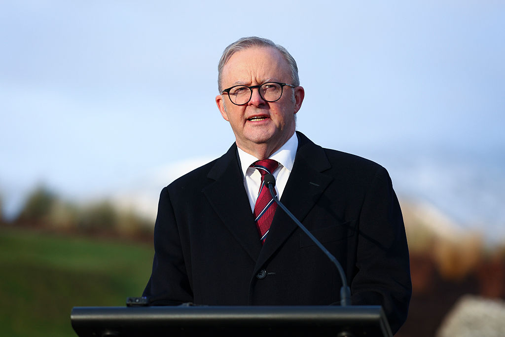 Austrália descobre que Irã coordenou ataques antissemitas e expulsa embaixador do país