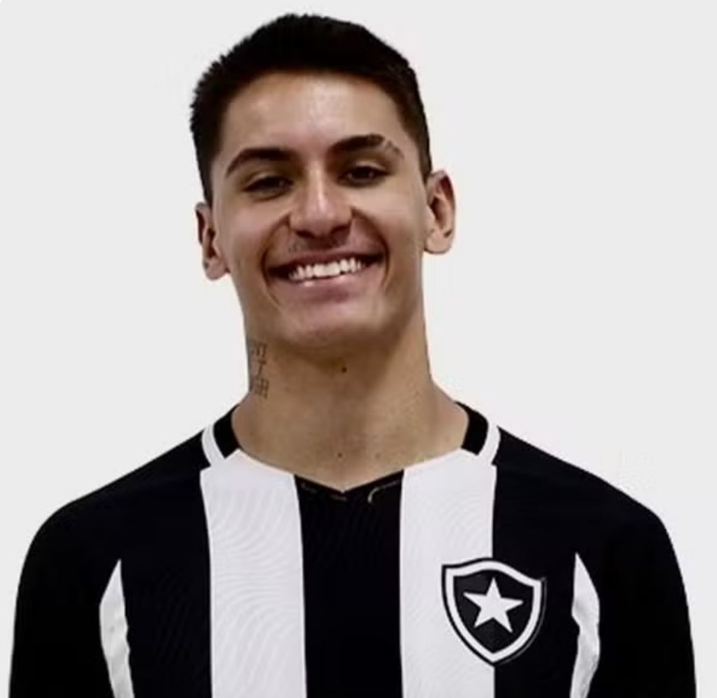 Ex-jogador do Botafogo que atropelou quatro pessoas passa a responder por homicídio culposo