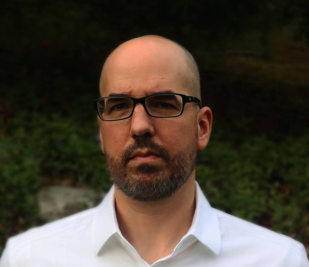 Riley Sager, autor de thrillers, a VEJA: “Quero que meus livros sejam fáceis de ler”