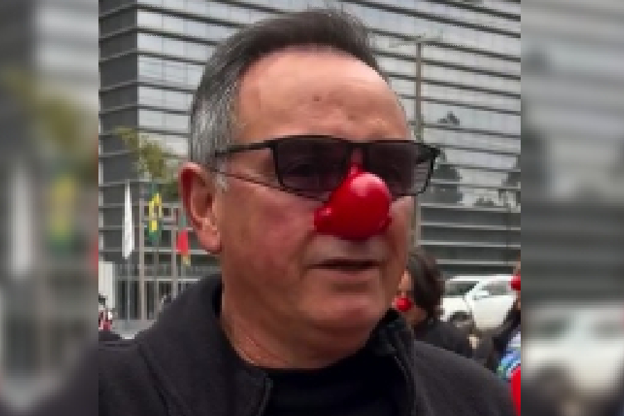 Vídeo: ‘Papel de palhaço’, diz pai de vítima da Boate Kiss após julgamento