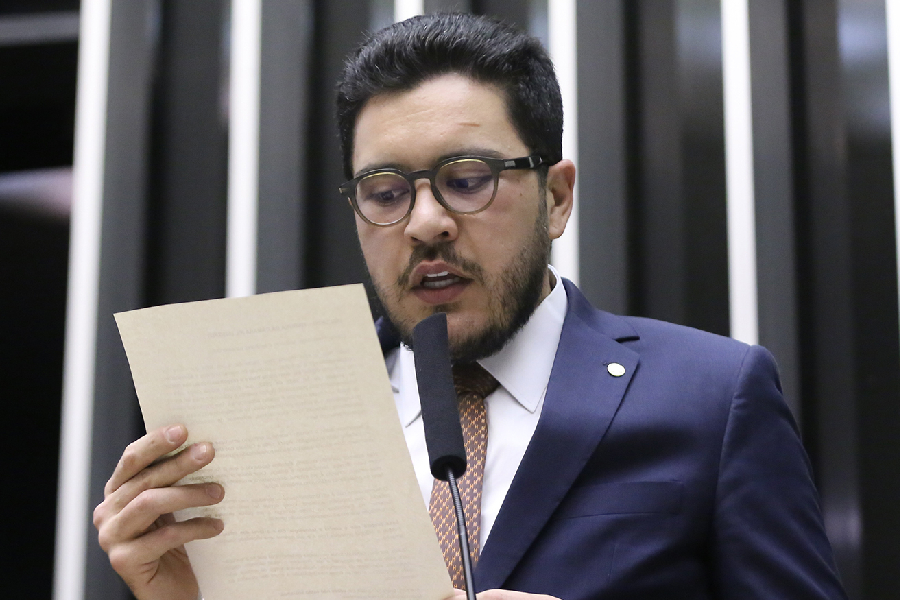 Câmara aprova ECA Digital, que obriga redes a proteger menores de idade