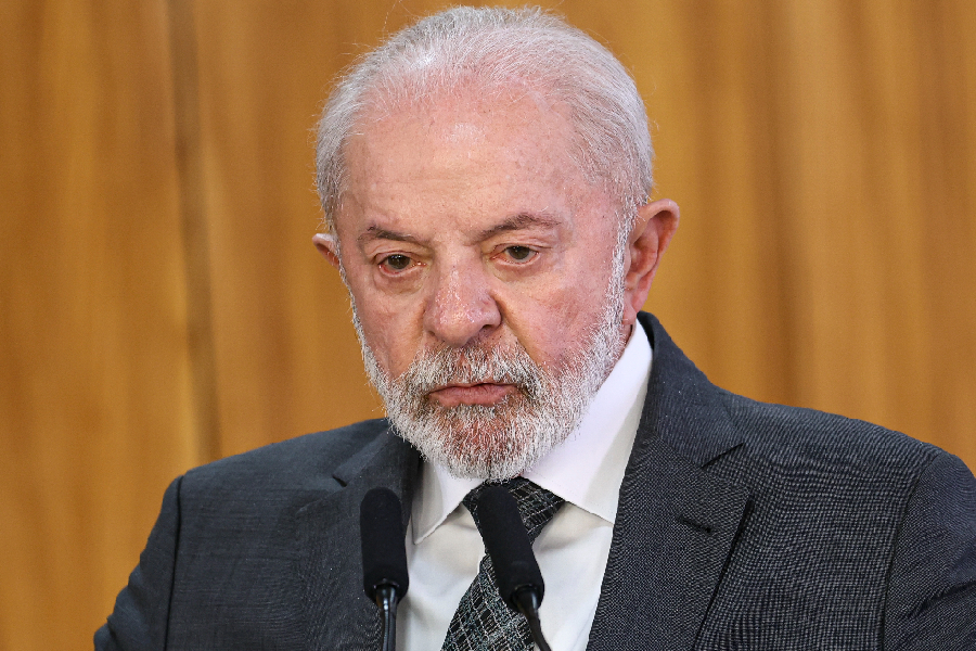 Em Bogotá, Lula critica Trump por tomar ‘decisões sozinho’ e volta a defender soberania