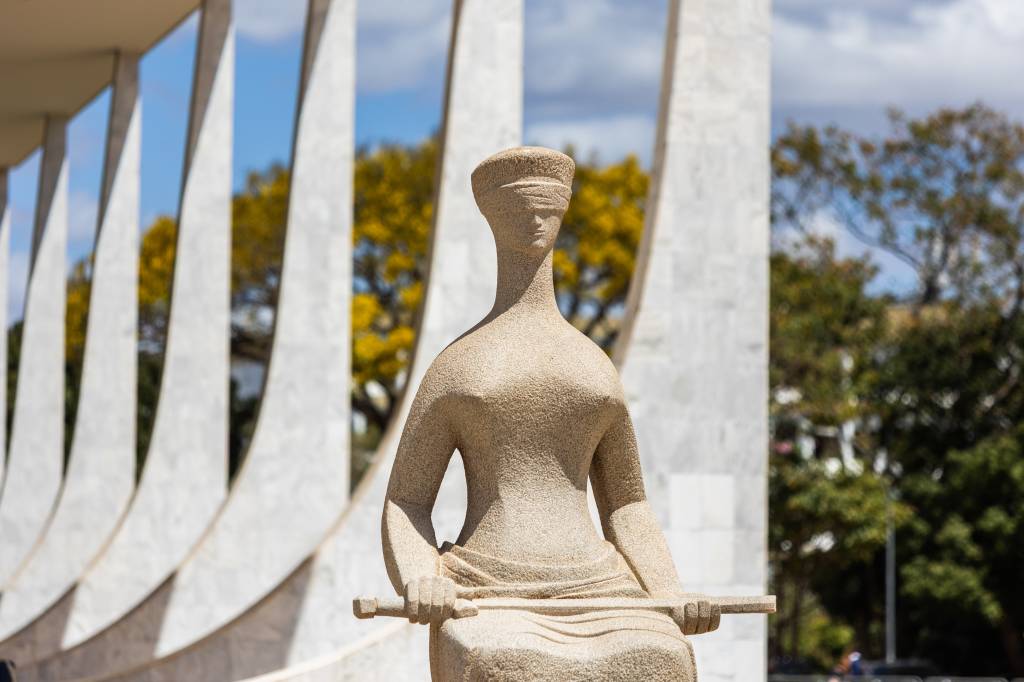 Em decisão, Gilmar cita ‘potenciais traumáticos’ de impeachment contra ministros do STF