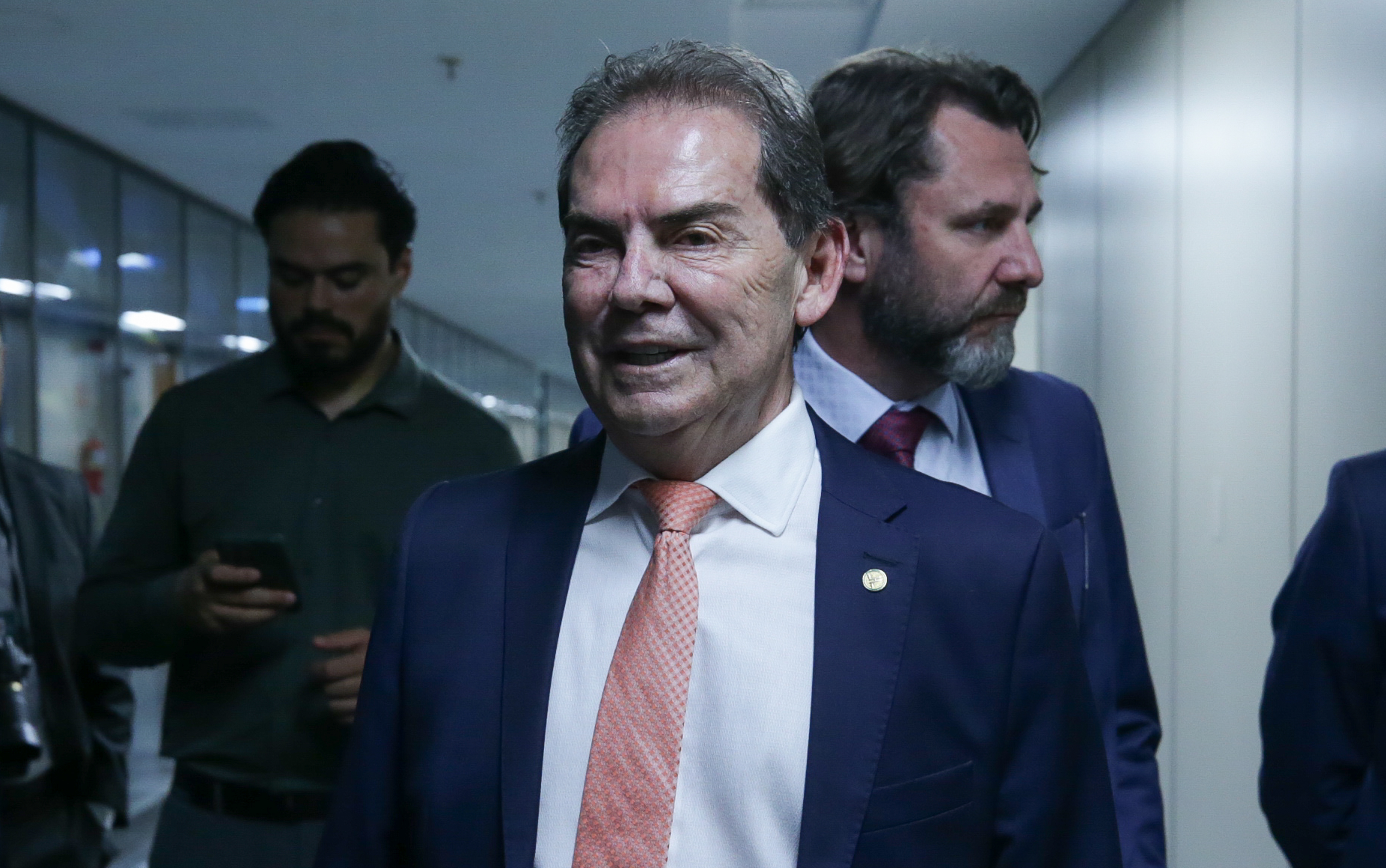 Relator do PL da Dosimetria reage a veto de Lula e diz que petista rasgou bandeira da paz