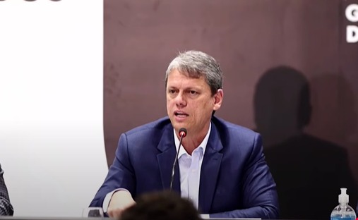 A conversa de Tarcísio com ministro de Lula antes da visita a Bolsonaro