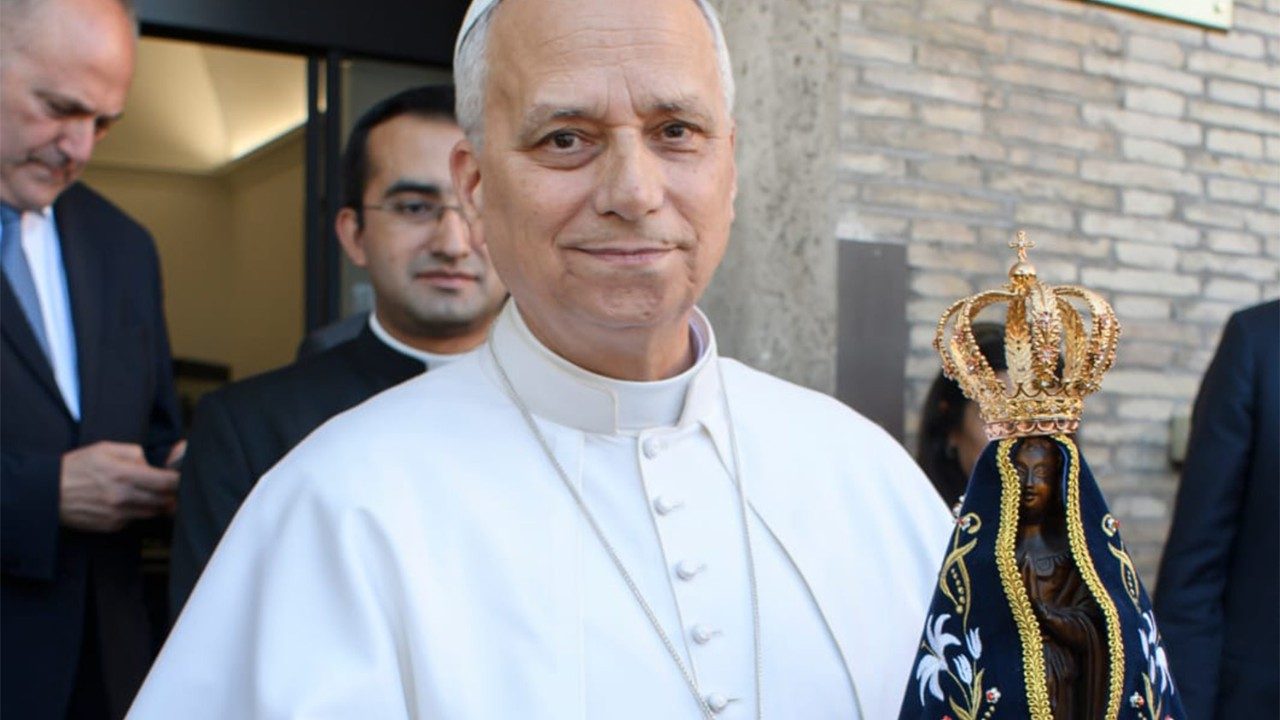 Papa com Nossa Senhora