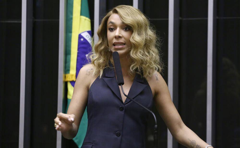 A decisão de Gilmar lembrada nas redes em meio à polêmica entre Erika Hilton e Ratinho