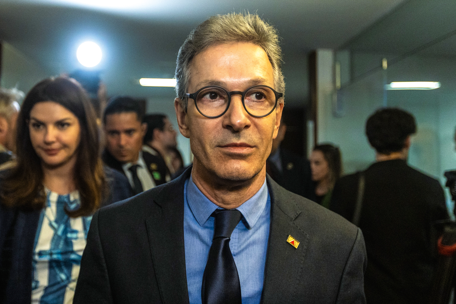 Aliado de Bolsonaro sugere que Flávio indique Zema para a vaga de vice-presidente