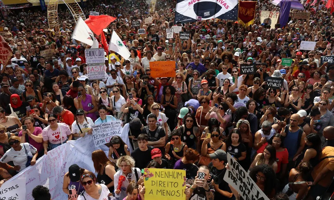 Feminicídio – Rovena Rosa