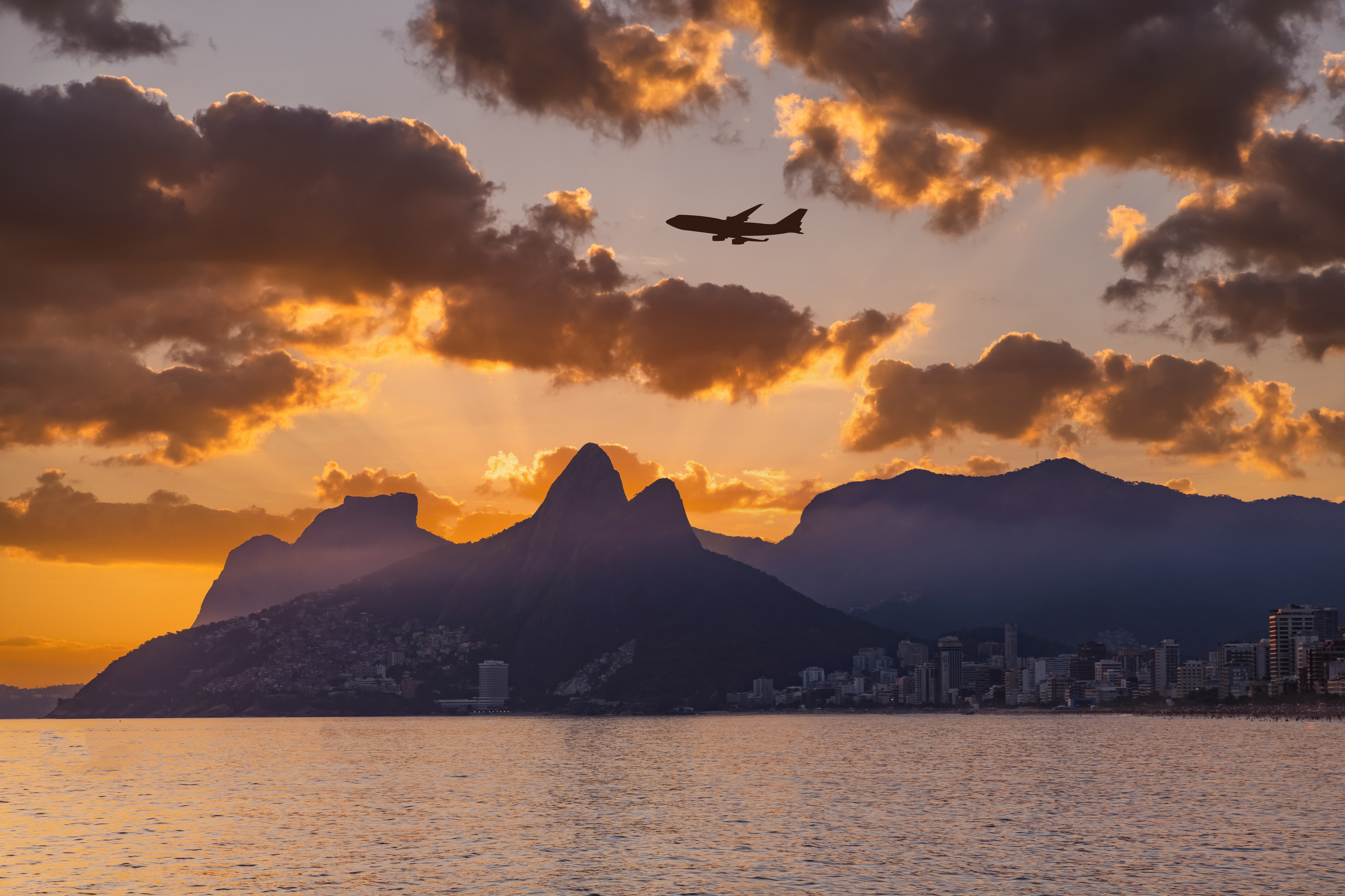 Pesquisa revela motivações de brasileiros com mais de 60 anos para viajar